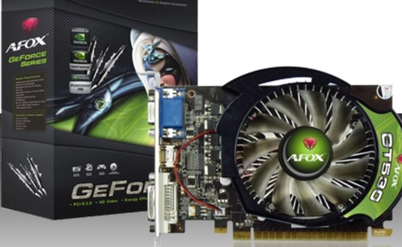 NVIDIA GeForce GT 530 显卡实物图